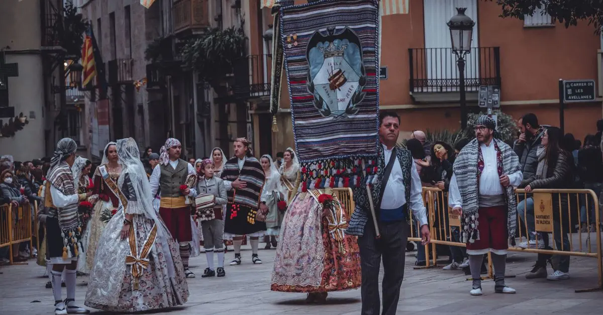Cómo Aprender Español a Través de Actividades Culturales