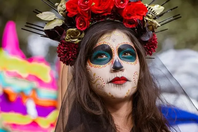 Cómo Utilizar Recursos Culturales para Aprender Español Eficazmente
