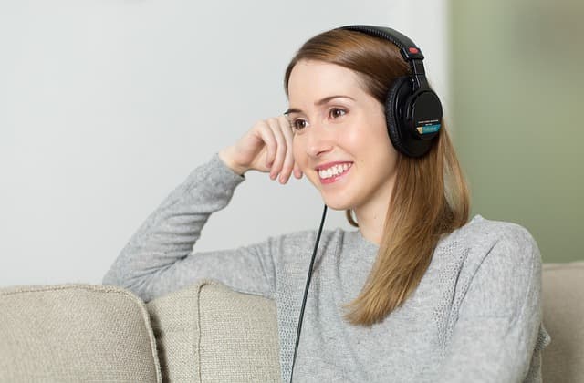 10 Estrategias para Mejorar tu Comprensión Auditiva en Español